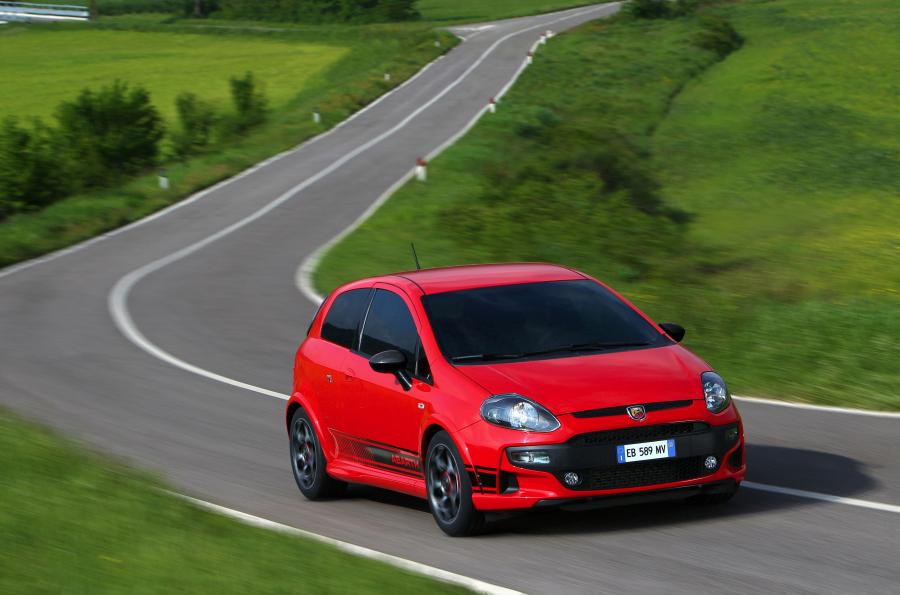  Abarth Punto Evo (199) 2010 года  (фото 28 из 57)